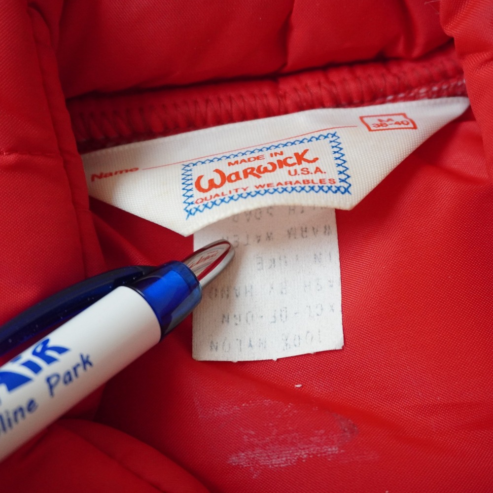 Vintage Warwick Puffer Vest Medium Mens 80s Red Nylon Quilted Made in USA - Picture 5 of 8